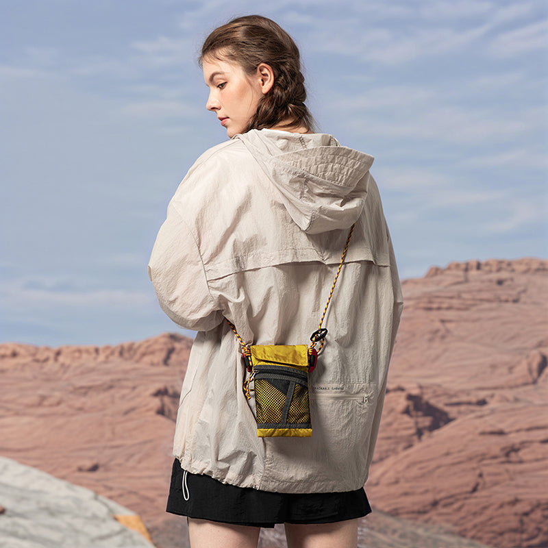 Ultra-Light Waterproof Hiking Bag - Folding Nylon Crossbody Phone Pouch