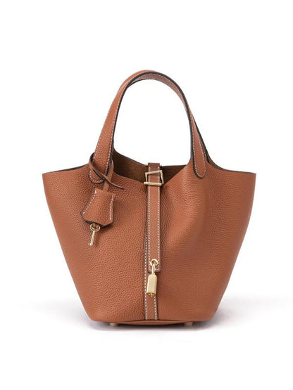 Women’s Fashionable Cowhide Handbag with Pouch – Versatile & Trendy for Daily Use